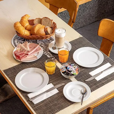 Haus Am Wald ホテル *